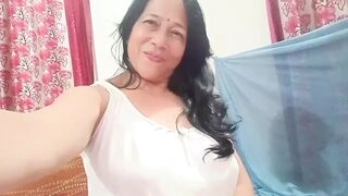 ????MY BHABHI was watching slutty film sister-in-law caught him red-handed