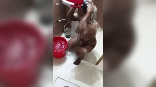 Bathroom Fuck with My 18 Year Cougar Servent! Gigantic Cums on on Her Attractive Face